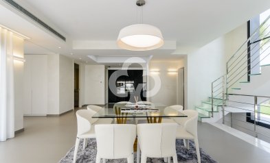 Uudiskohde - Villas -
Orihuela - 03189