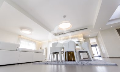 Uudiskohde - Villas -
Orihuela - 03189