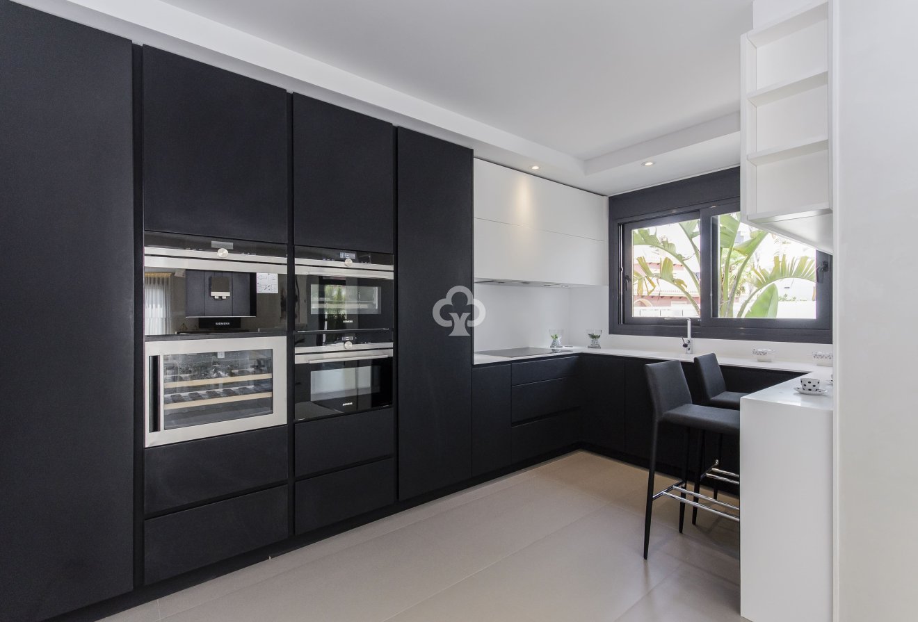 Uudiskohde - Villas -
Orihuela - 03189