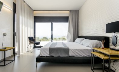 Uudiskohde - Villas -
Orihuela - 03189