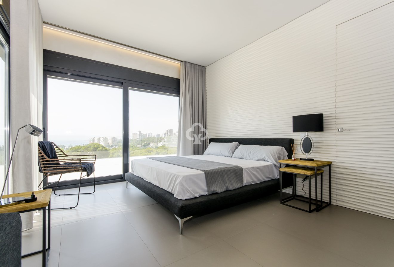 Uudiskohde - Villas -
Orihuela - 03189