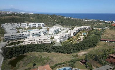 Uudiskohde - Bajos -
Estepona - Calle Copa Ryder s/n