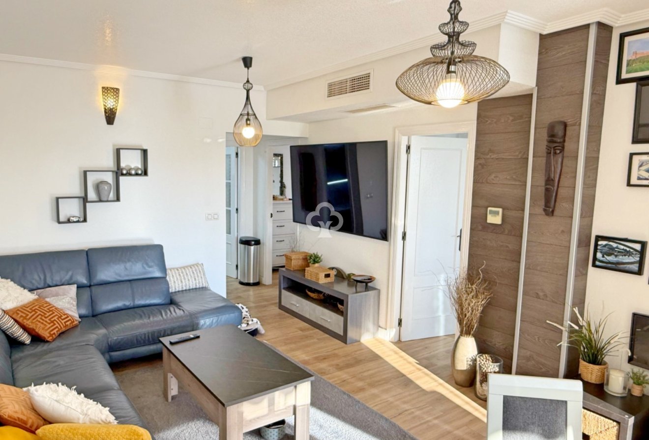 Resale - Townhouse -
Orihuela Costa - Punta Prima