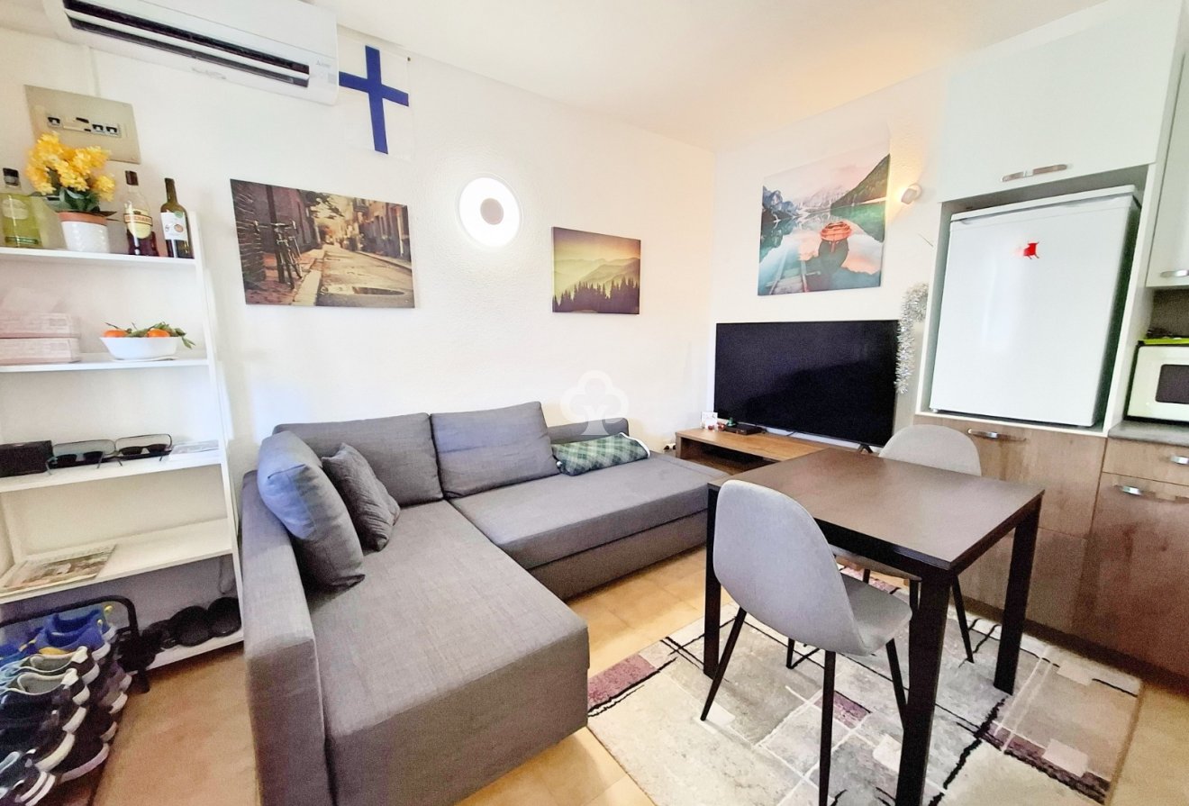 Jälleenmyynti - Bungalow -
Torrevieja - Los balcones