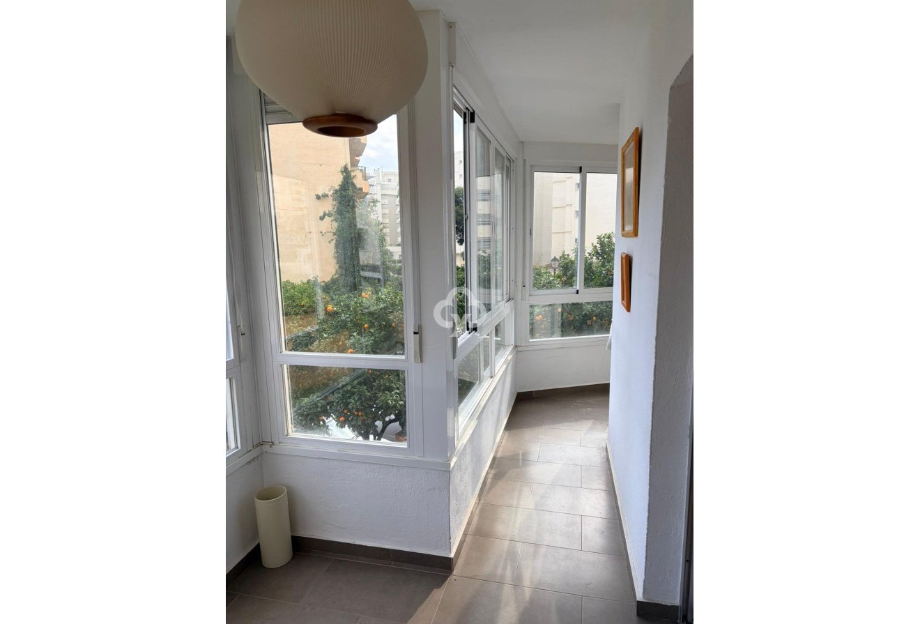 Wiederverkauf - Apartamento -
Fuengirola - Centro