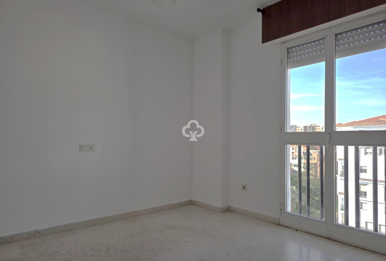 Reventa - Ático -
Fuengirola - Recinto Ferial