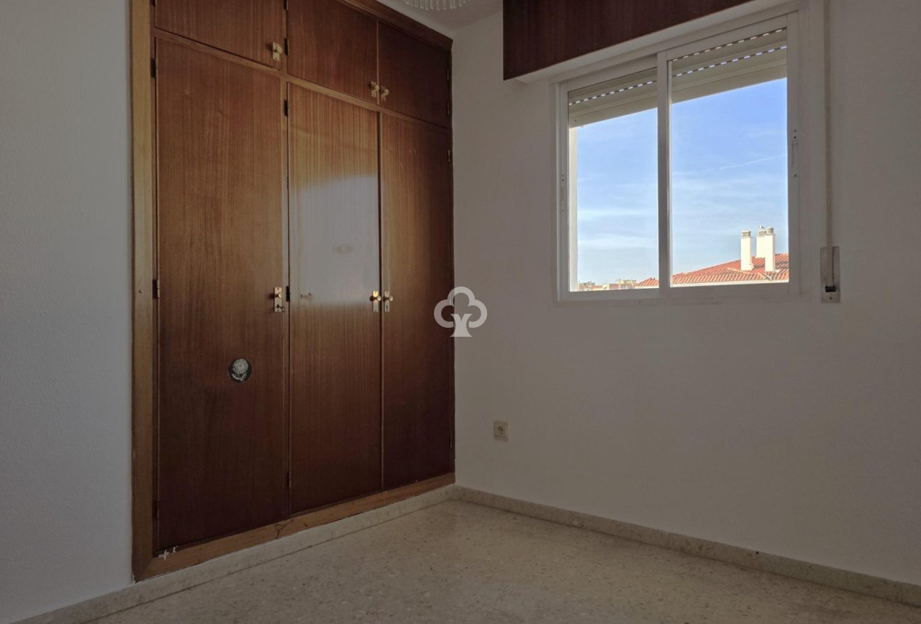 Reventa - Ático -
Fuengirola - Recinto Ferial