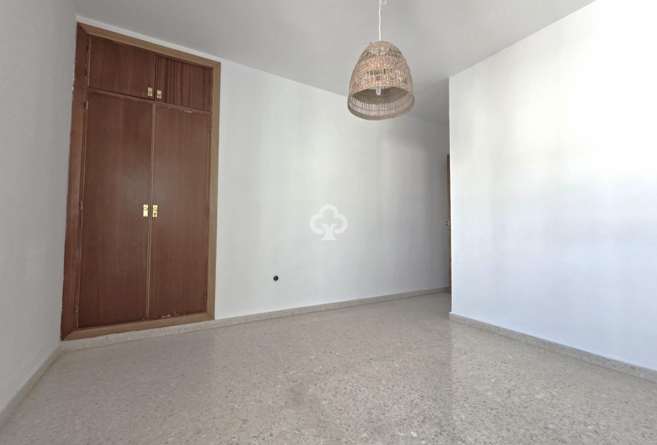 Reventa - Ático -
Fuengirola - Recinto Ferial