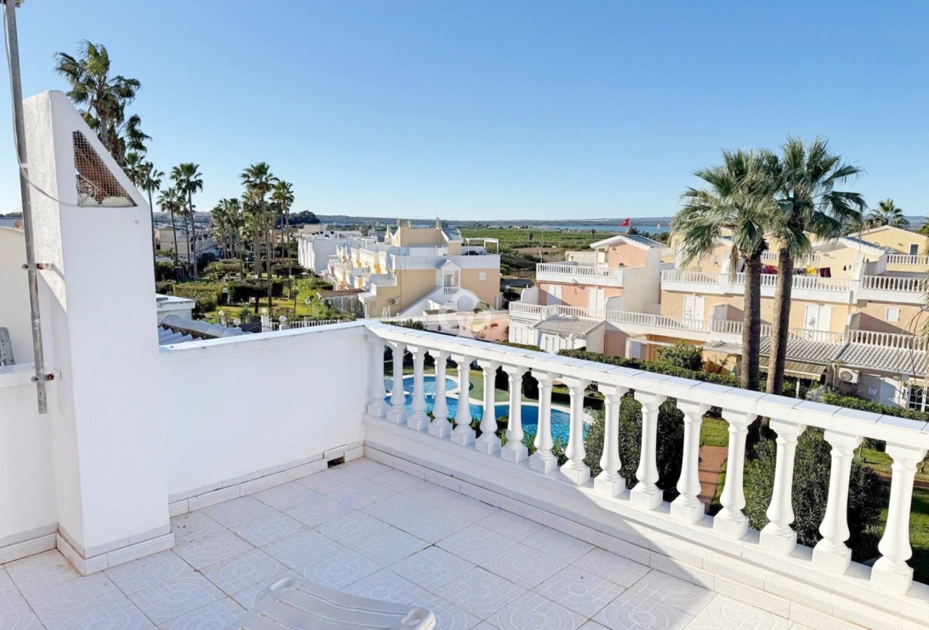 Reventa - Chalet -
Guardamar del Segura - Urbanizaciones