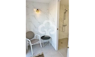 Reventa - Chalet -
Guardamar del Segura - Urbanizaciones