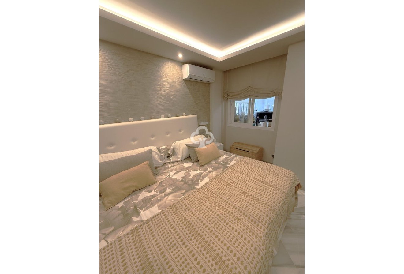 Resale - Apartament -
Mijas - Sitio de Calahonda