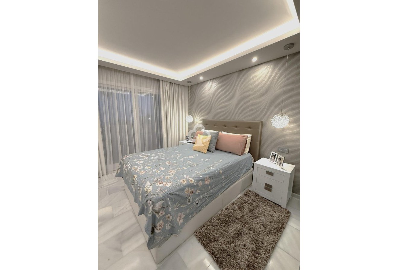 Resale - Apartament -
Mijas - Sitio de Calahonda