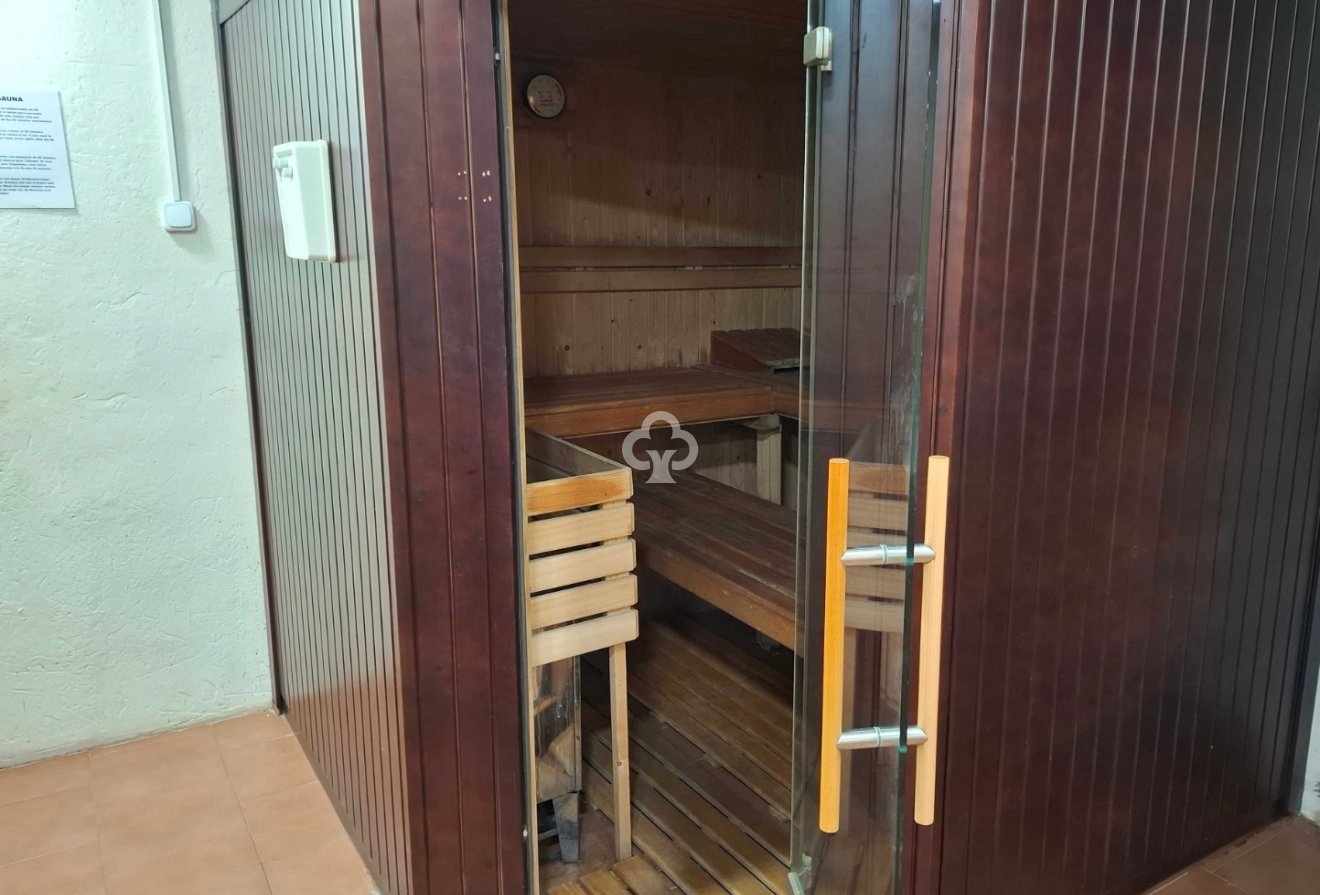 Resale - Apartment / flat -
Orihuela Costa - Villamartín