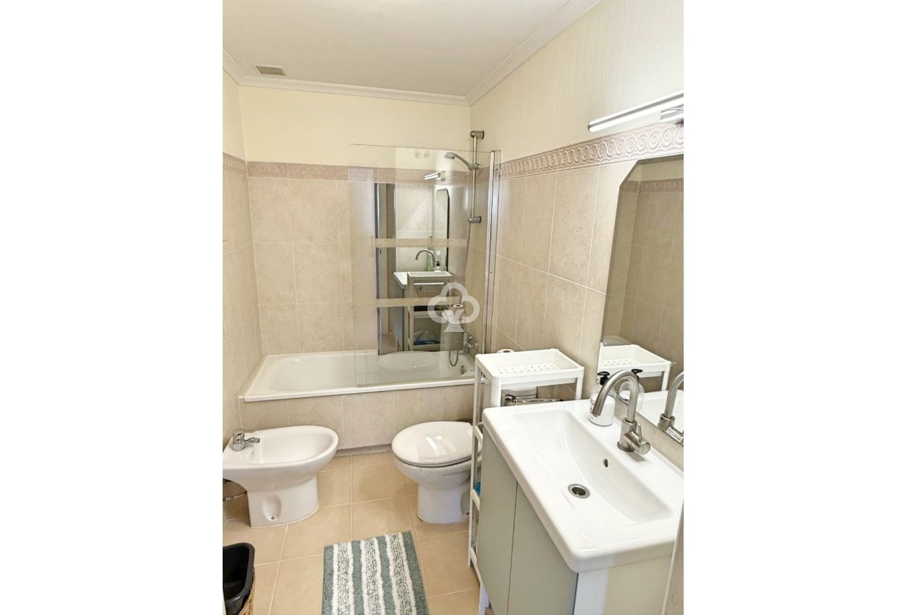 Resale - Apartment / flat -
Orihuela Costa - Villamartín