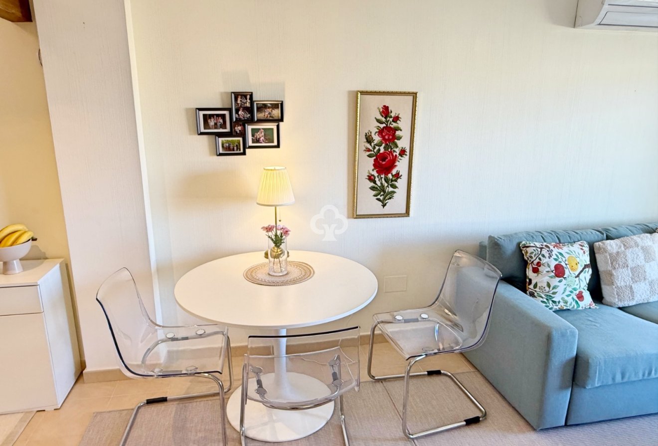 Resale - Apartment / flat -
Orihuela Costa - Villamartín