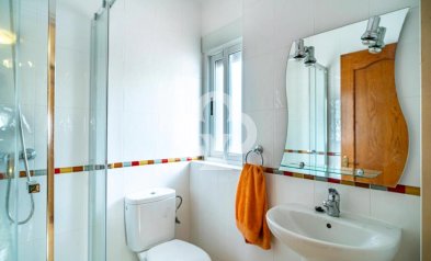 Resale - Villa -
Orihuela Costa - Villamartín