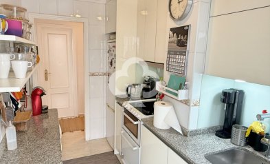 Jälleenmyynti - Kattohuoneisto -
Torrevieja - Playa de los Locos