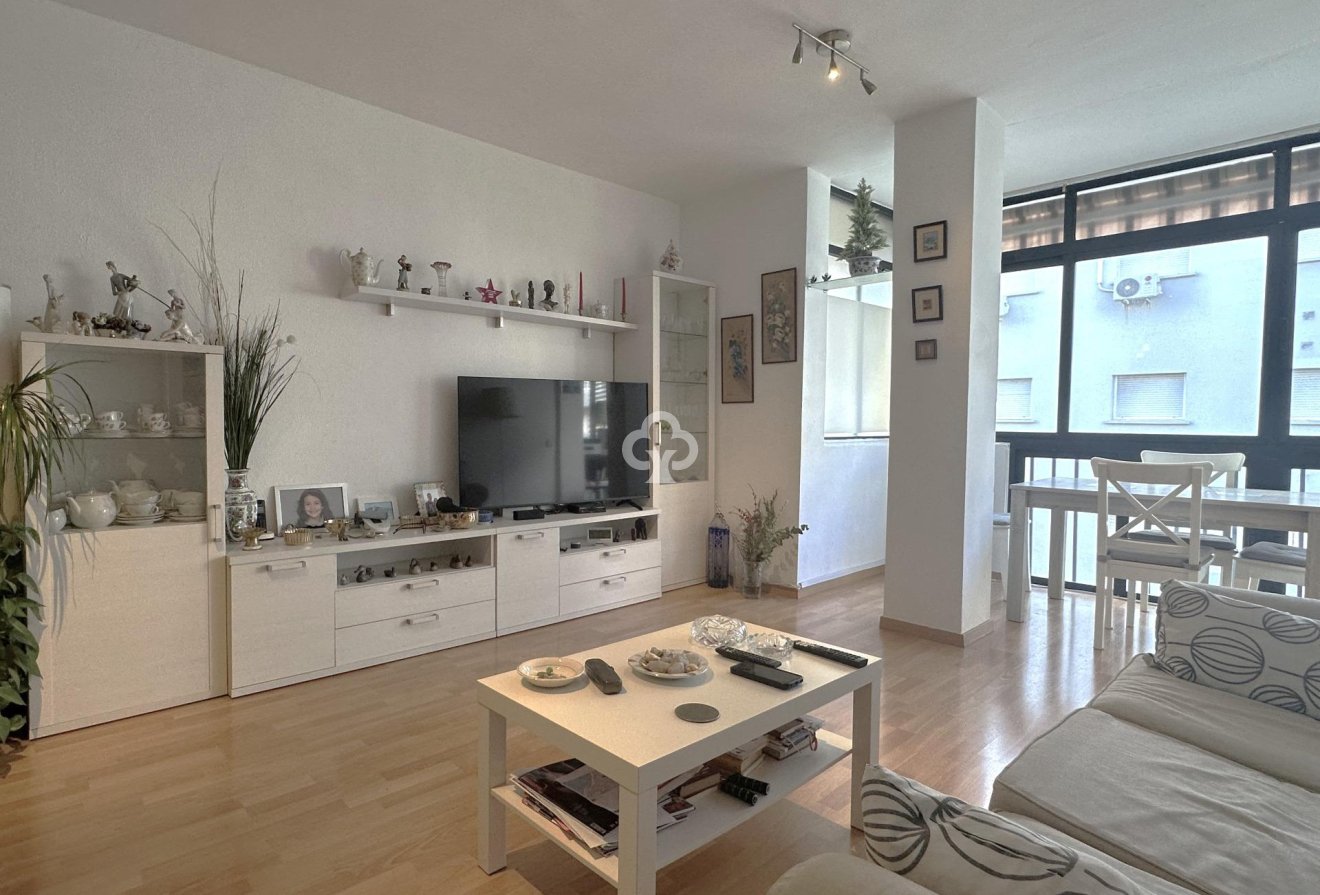 Jälleenmyynti - Piso -
Fuengirola - Torreblanca del Sol