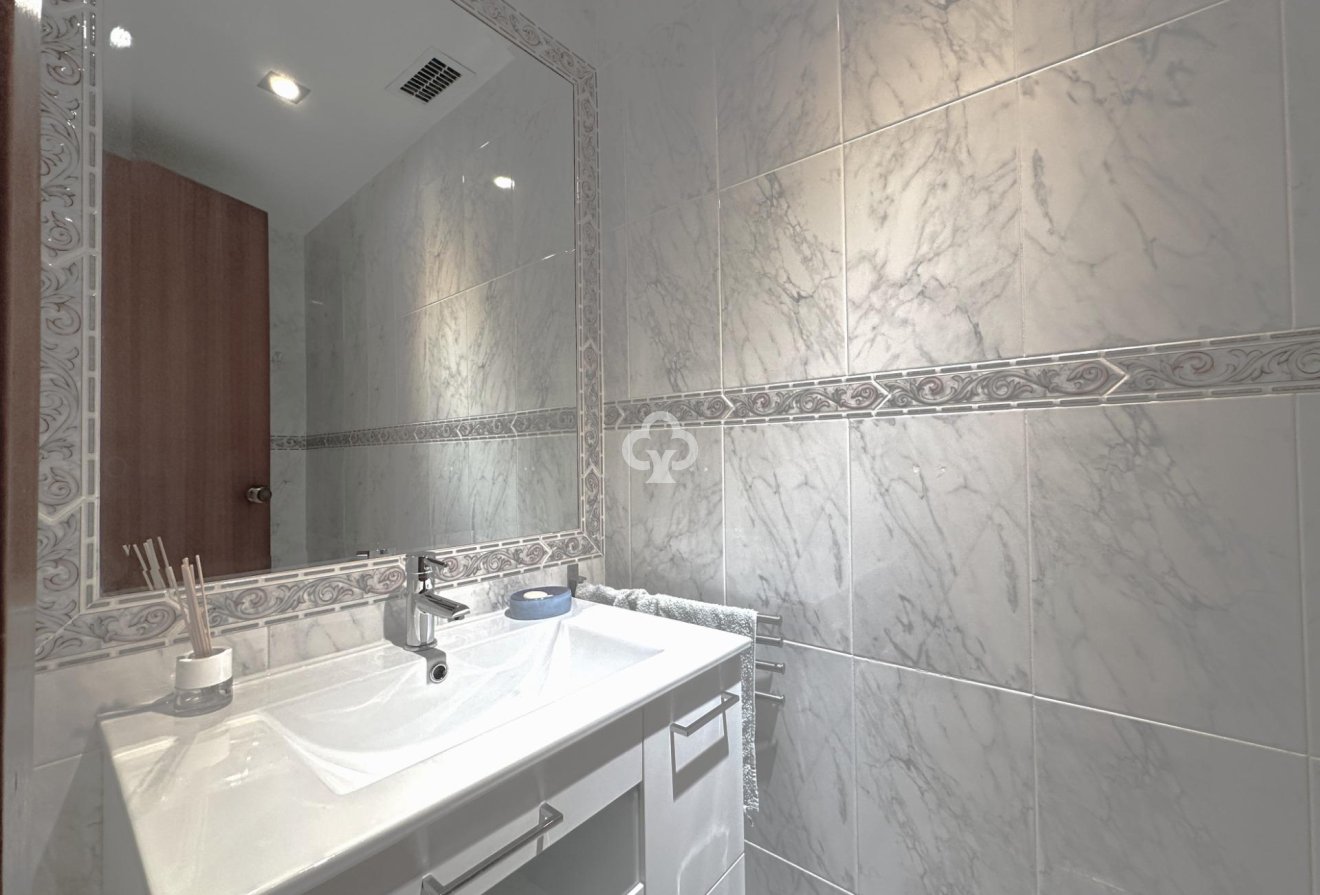 Jälleenmyynti - Piso -
Fuengirola - Torreblanca del Sol