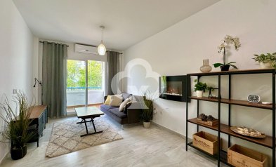 Jälleenmyynti - Huoneisto -
Fuengirola - Los Pacos