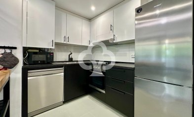 Jälleenmyynti - Huoneisto -
Fuengirola - Los Pacos