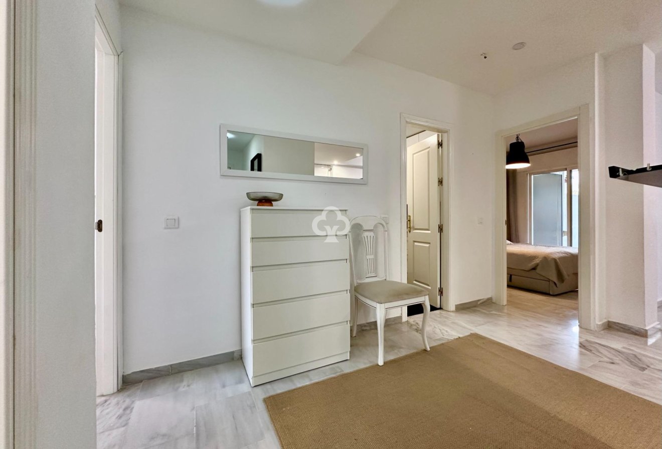 Jälleenmyynti - Huoneisto -
Fuengirola - Los Pacos