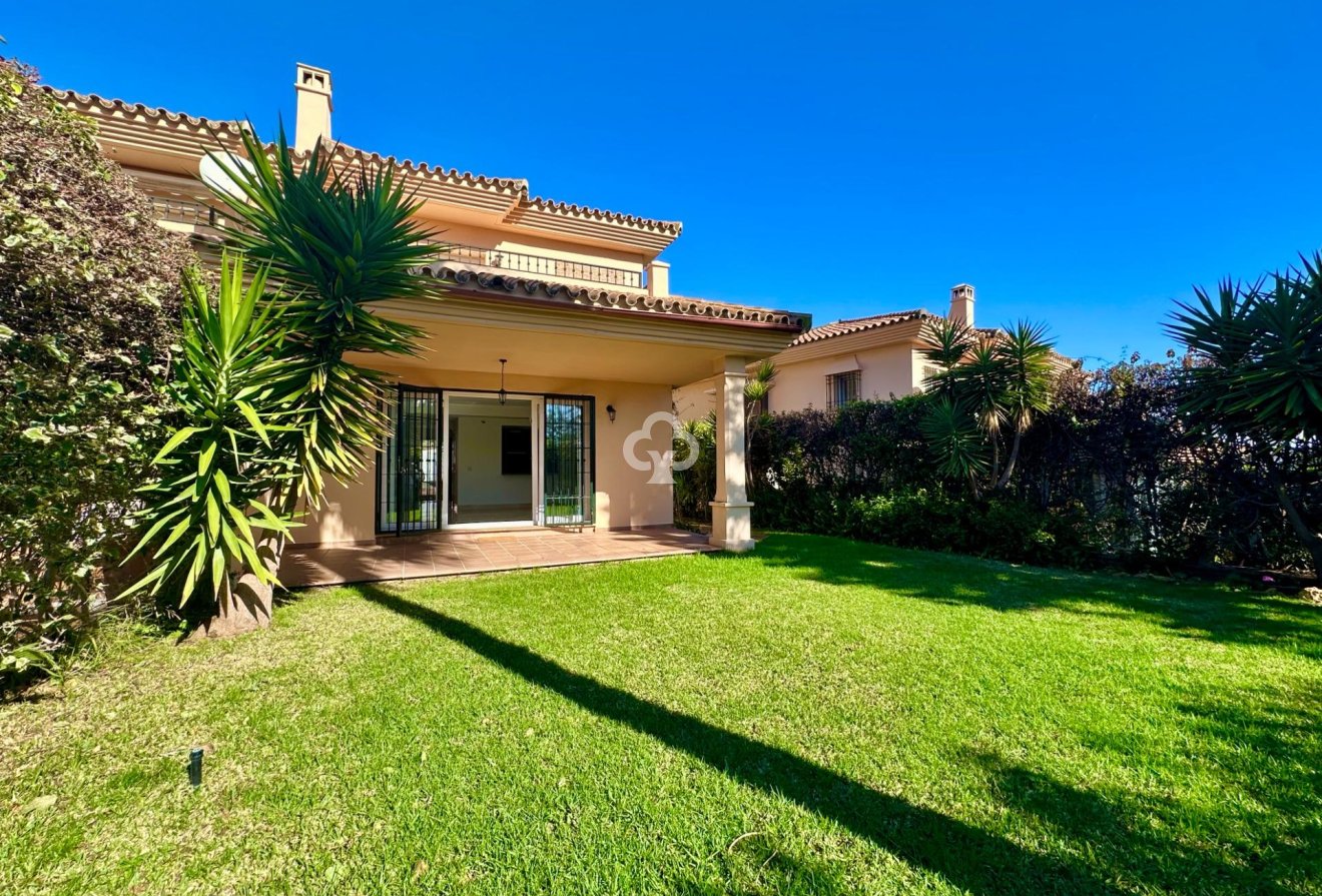 Jälleenmyynti - Paritalo -
Mijas - Riviera del Sol