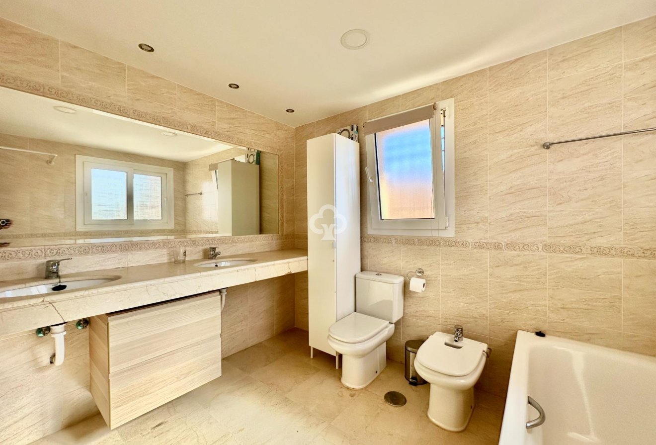 Jälleenmyynti - Paritalo -
Mijas - Riviera del Sol