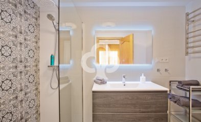 Jälleenmyynti - Huoneisto -
Fuengirola - Los Boliches