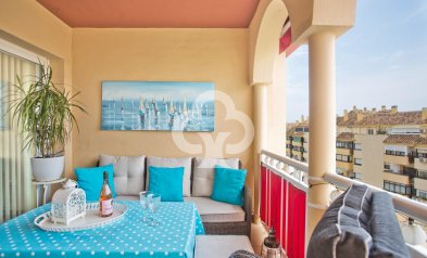 Jälleenmyynti - Huoneisto -
Fuengirola - Los Boliches