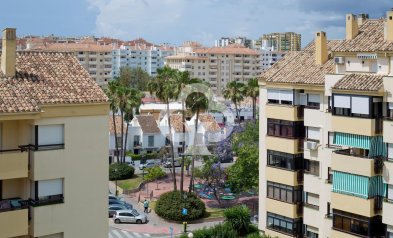 Jälleenmyynti - Huoneisto -
Fuengirola - Los Boliches