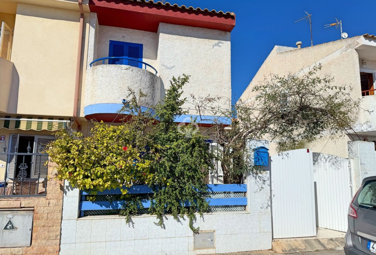 Reventa - Adosado -
Santiago De La Ribera