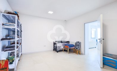 Wiederverkauf - Villa -
Orihuela - 03189