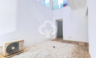 Wiederverkauf - Villa -
Orihuela - 03189