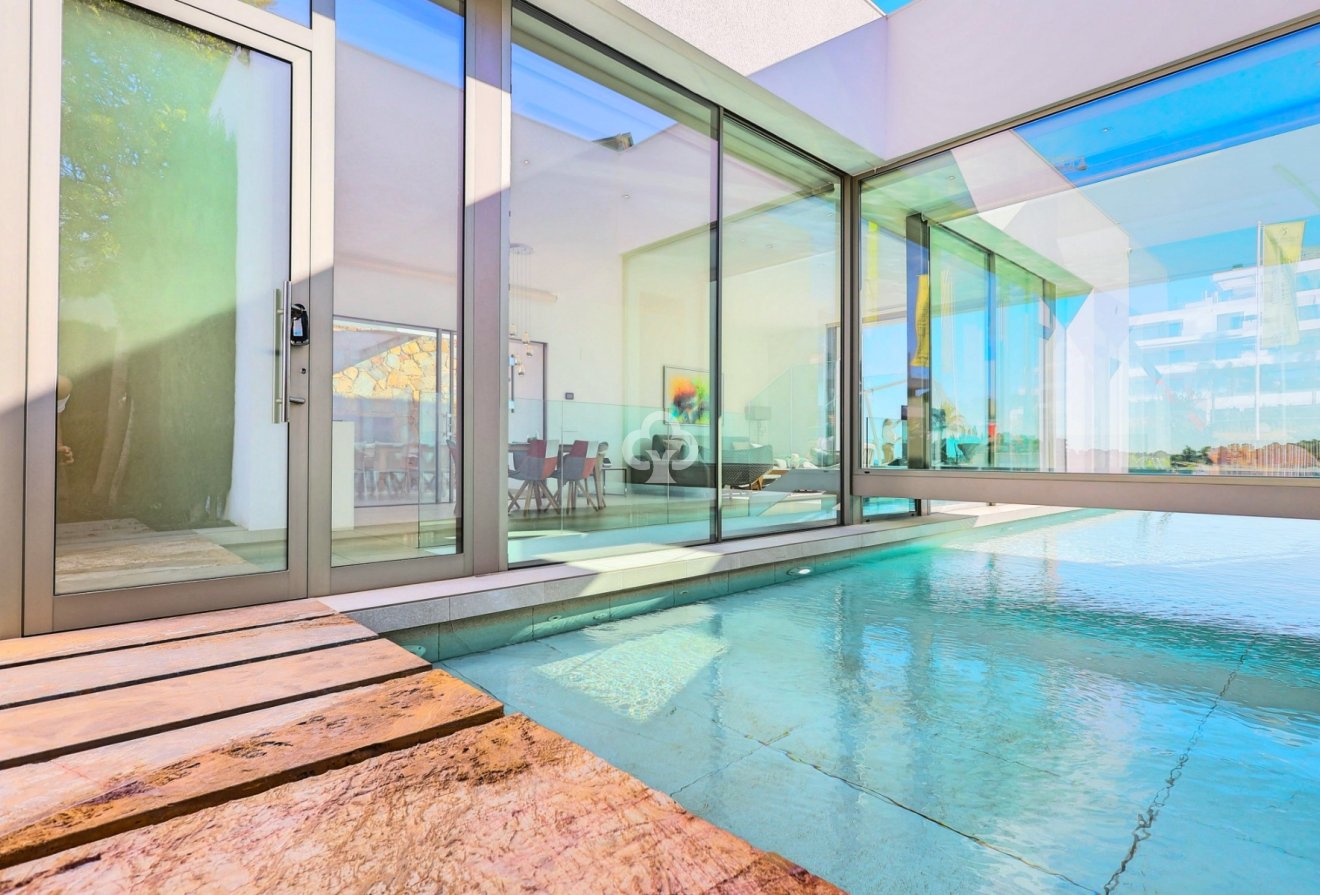 Wiederverkauf - Villa -
Orihuela - 03189