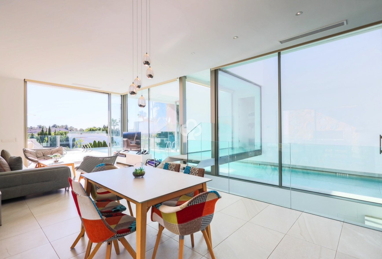 Wiederverkauf - Villa -
Orihuela - 03189