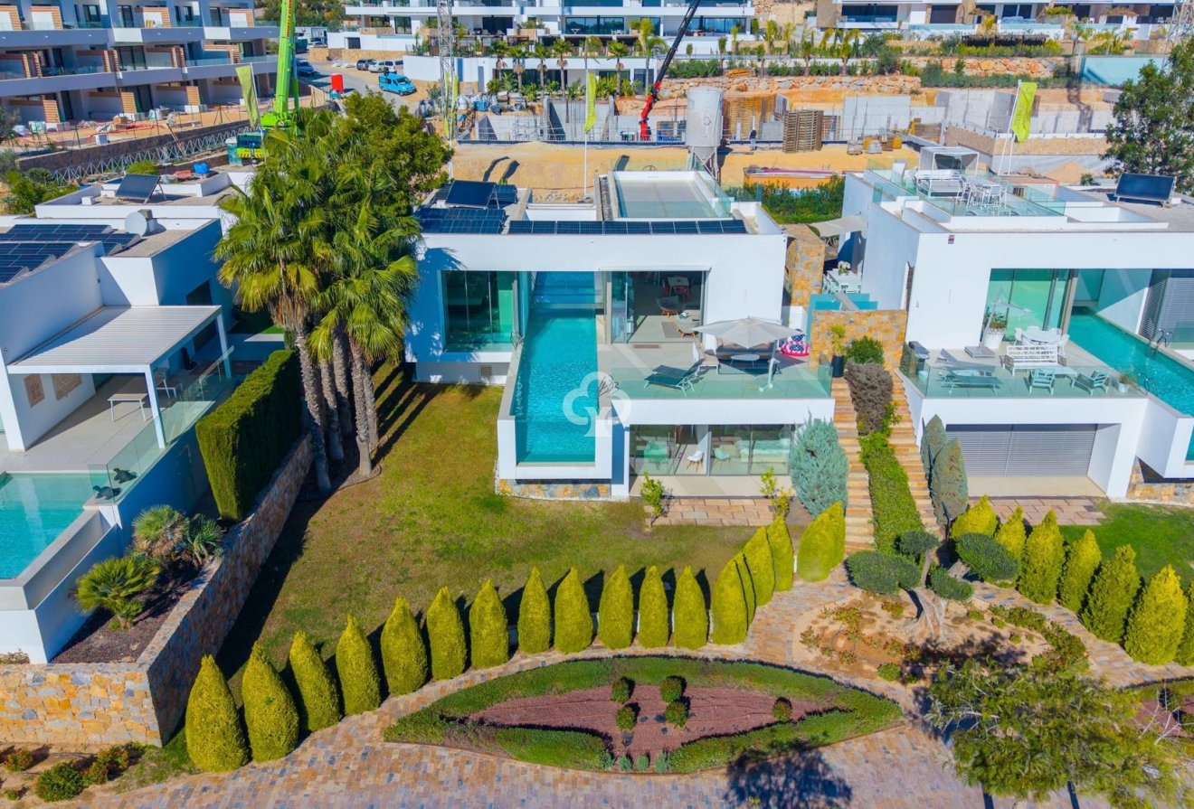 Wiederverkauf - Villa -
Orihuela - 03189