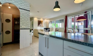 Resale - Casa -
Fuengirola - Los Pacos