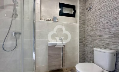 Resale - Casa -
Fuengirola - Los Pacos