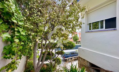 Resale - Casa -
Fuengirola - Los Pacos