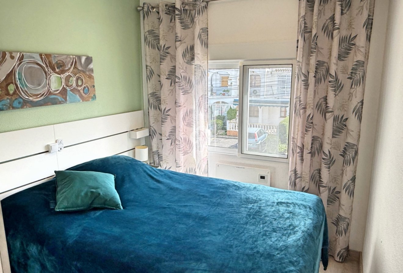 Resale - Townhouses -
Torrevieja - Los balcones