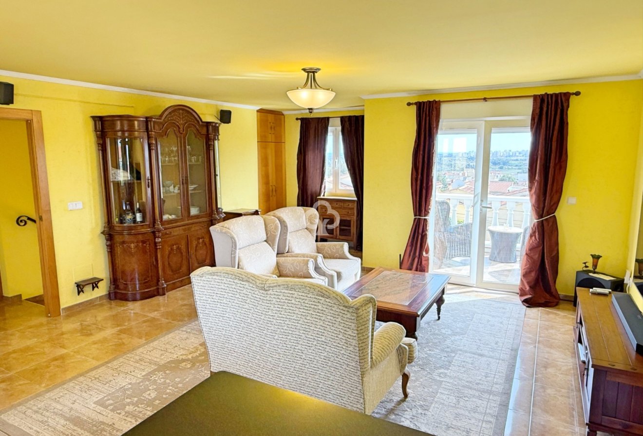 Resale - Detached villa -
San Fulgencio - 03177