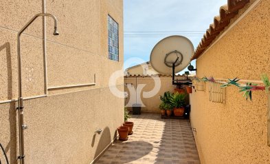 Resale - Detached villa -
San Fulgencio - 03177