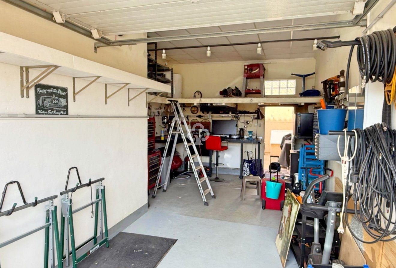 Resale - Detached villa -
San Fulgencio - 03177