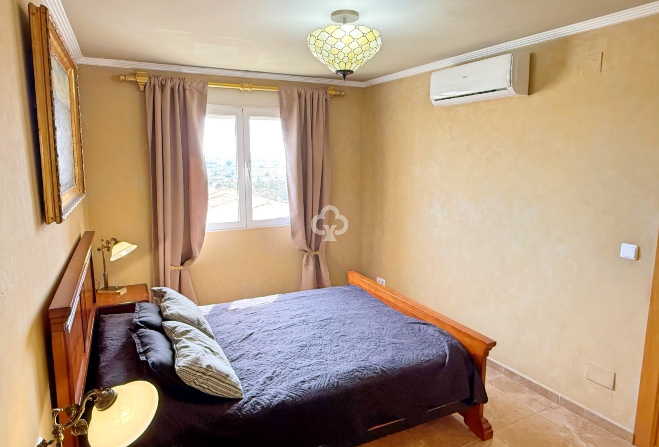 Resale - Detached villa -
San Fulgencio - 03177