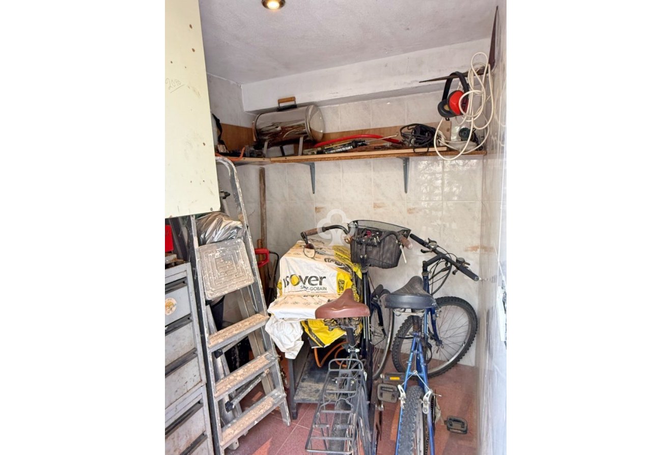 Resale - Detached villa -
Torrevieja - 03184