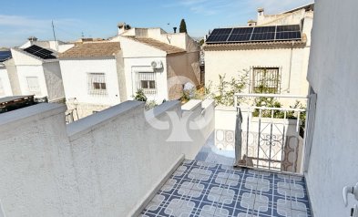 Resale - Detached villa -
Torrevieja - 03184