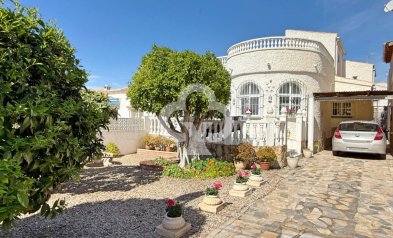 Resale - Detached villa -
Torrevieja - 03184