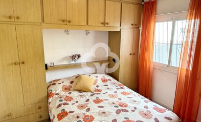 Resale - Detached villa -
Torrevieja - 03184