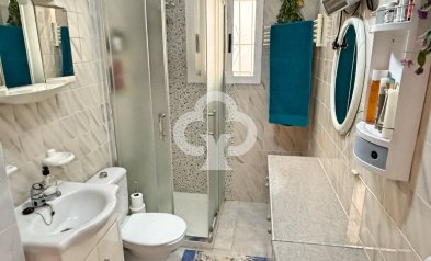 Resale - Detached villa -
Torrevieja - 03184